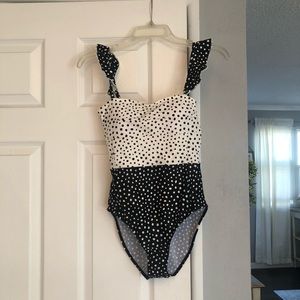 Summer Salt The Ruffle Oasis Black and White